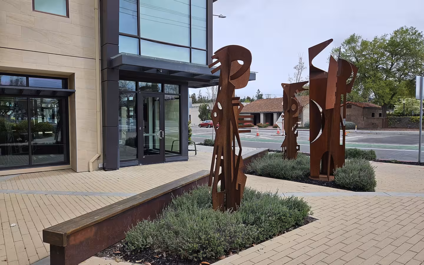 Modern building in Mountain View, California with outdoor sculptures